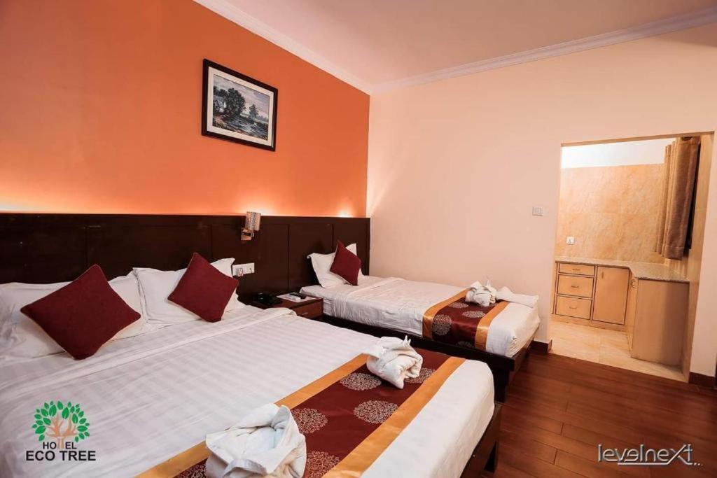 Hotel Eco Tree Pokhara Extérieur photo