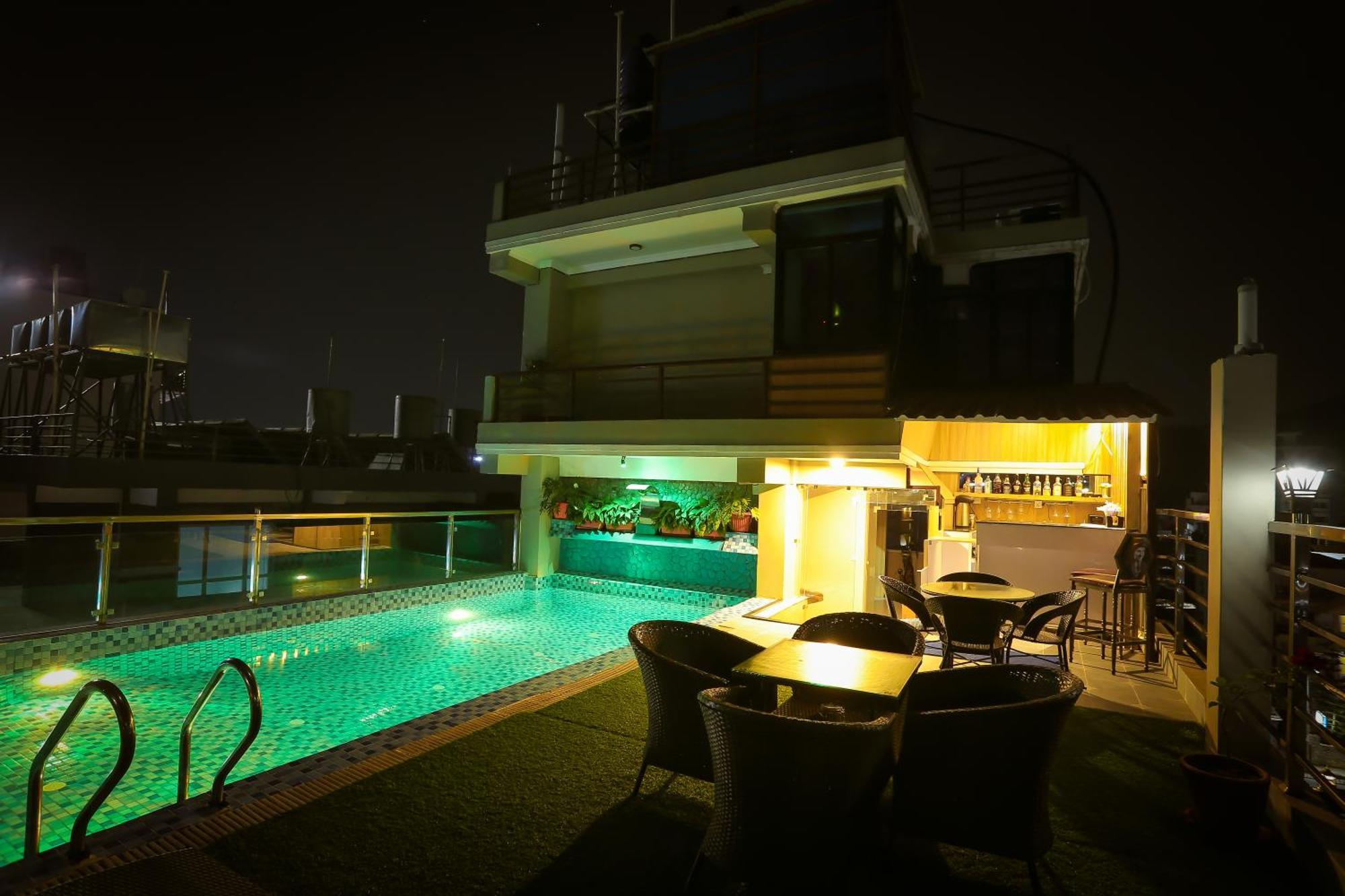 Hotel Eco Tree Pokhara Extérieur photo