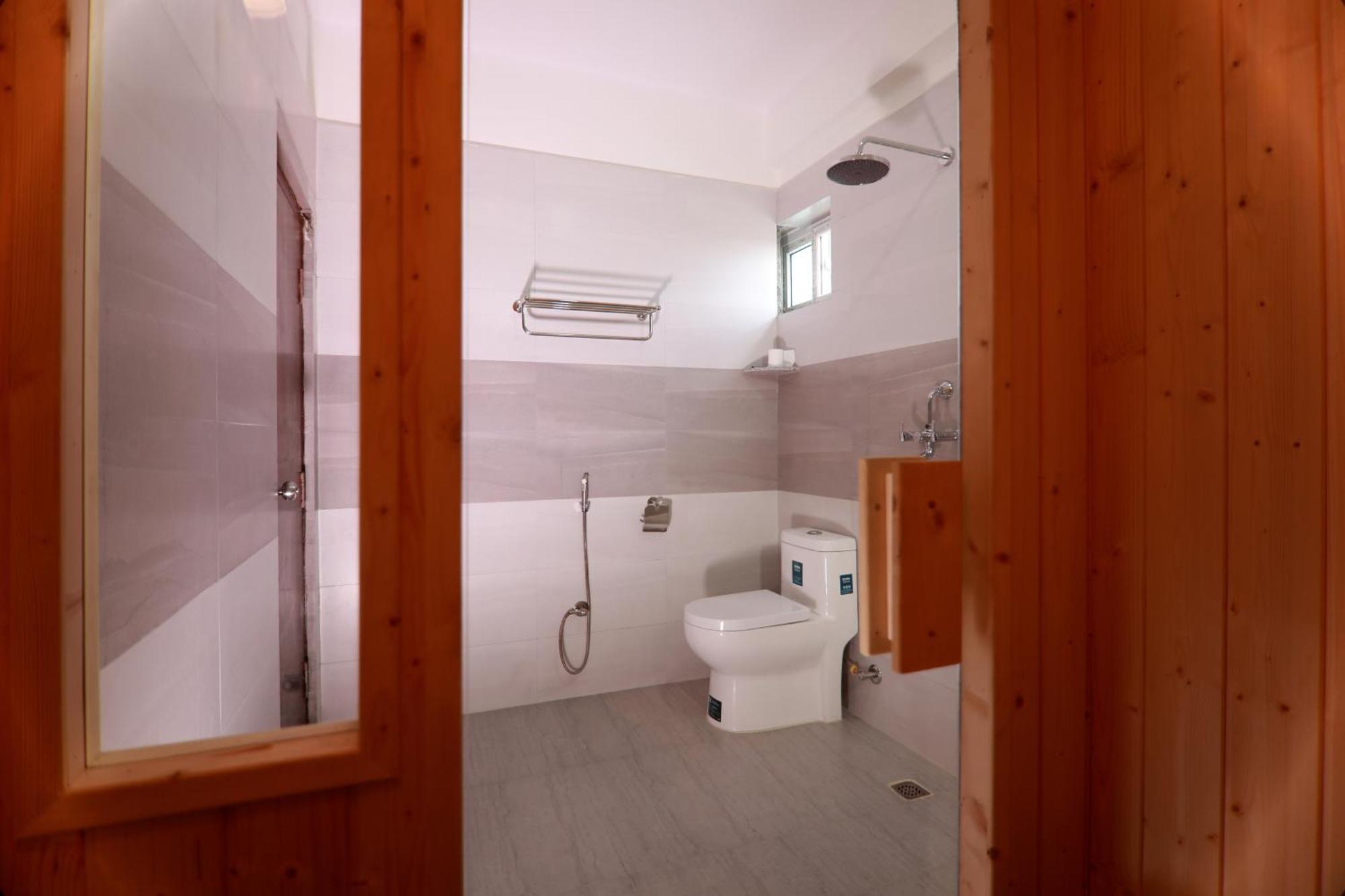Hotel Eco Tree Pokhara Extérieur photo